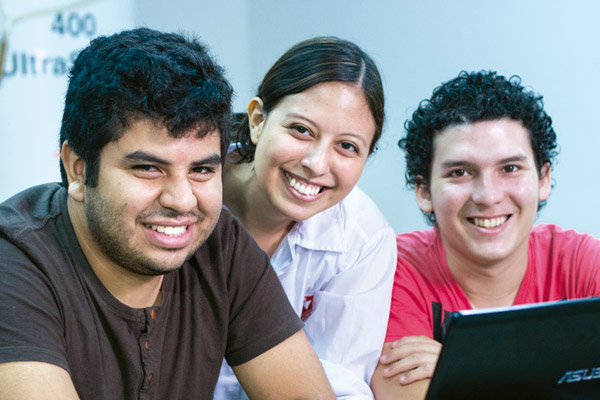 Facultad Educación y Pedagogía