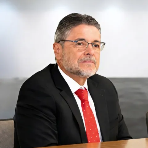 Retrato de Héctor Cadavid Ramírez